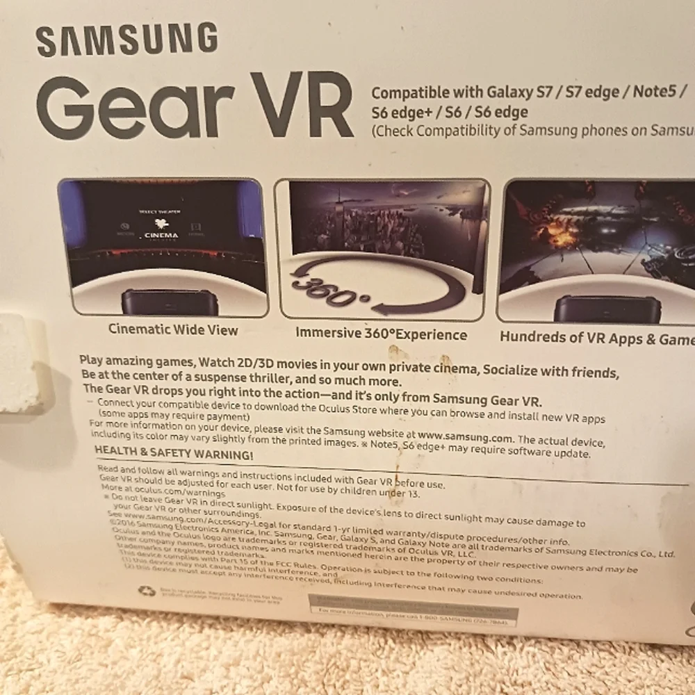 Samsung Gear VR goggles by Oculus